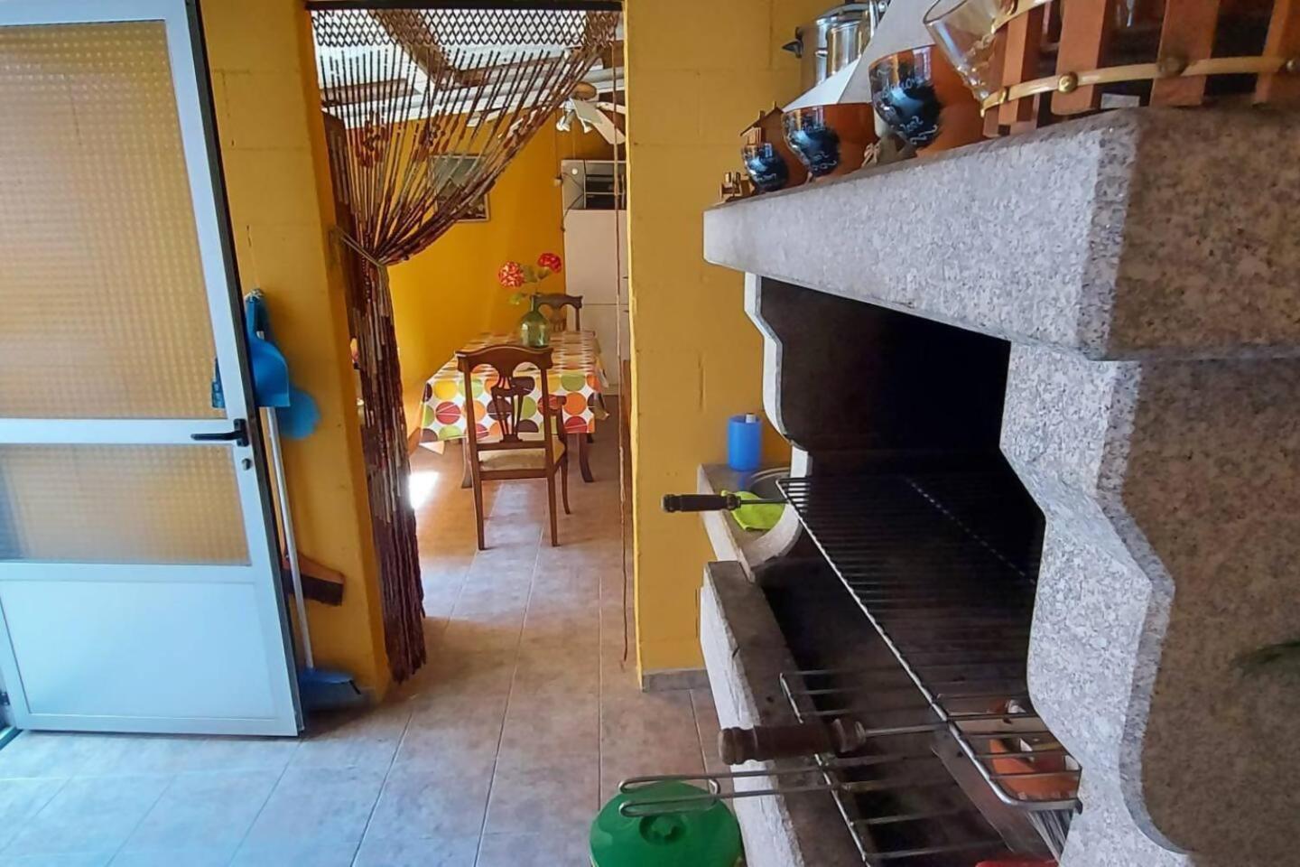 Apartamento Con Patio Cerca De La Playa Bueu Exterior foto